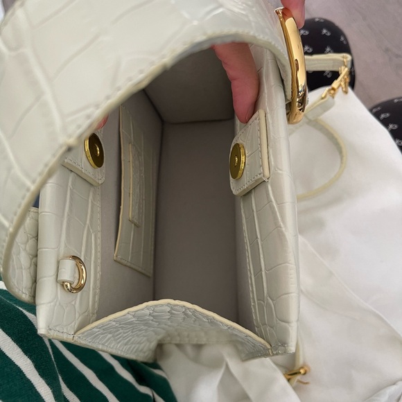 Parisa Wang top handle crossbody bag - Picture 4 of 5